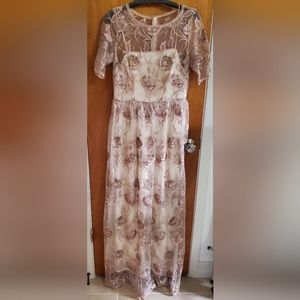 Adrianna Papell Embroidered Formal Dress size 6
